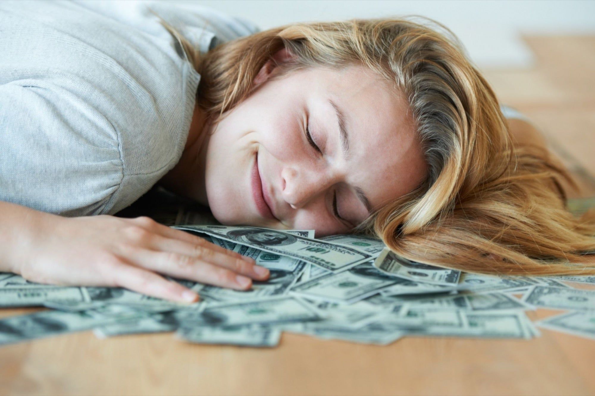 Top 3 Valuable & Useful Tips To Make Money While You Sleep